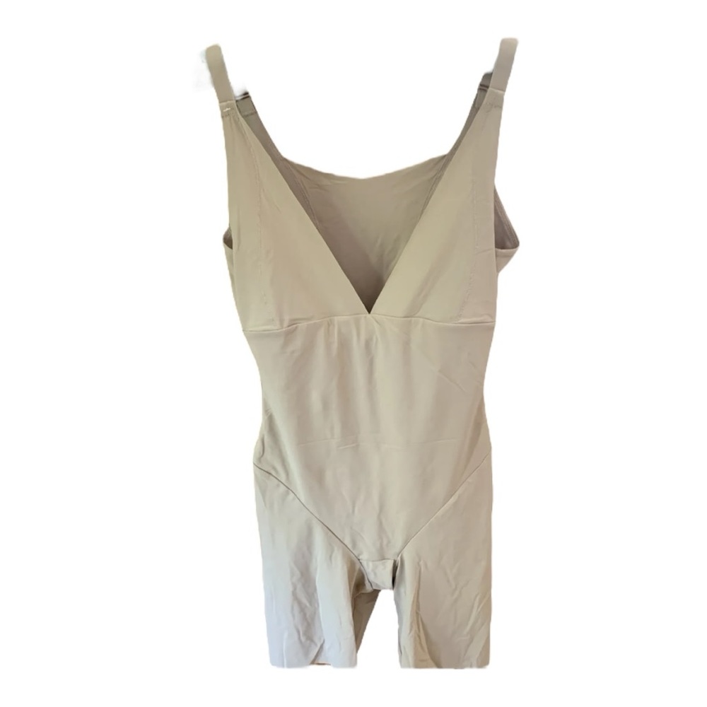 NWT Maidenform Flexees Sleek Smoothers Firm Control Singlet Style-2556 2XL